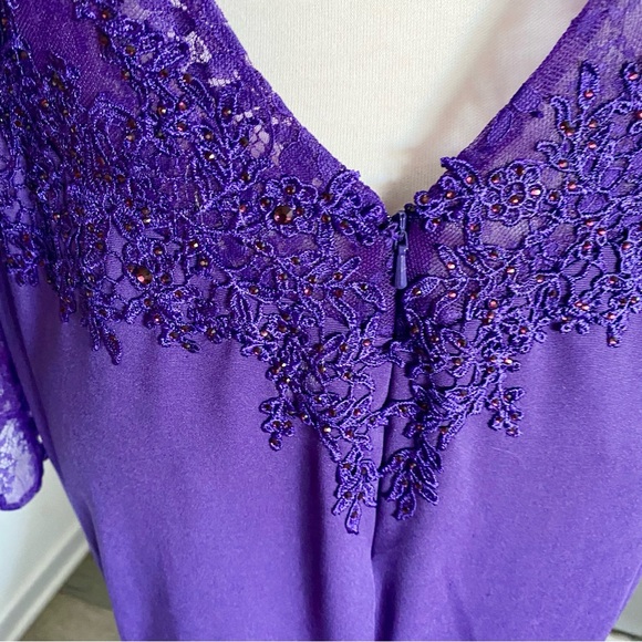 Mori Lee Madeline Gardner Gown Dress Sz 14 Purple Long Sleeve Sequins Lace Gala - Picture 10 of 16
